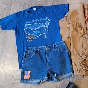 Vintage 70s Nashville Country music tee
